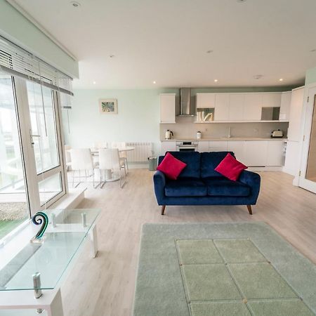 Luxurious Seaside Apartment Galway Esterno foto