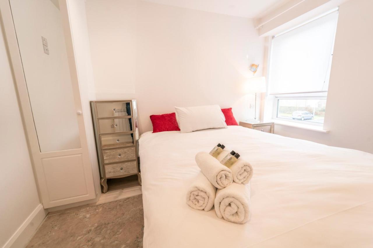 Luxurious Seaside Apartment Galway Esterno foto