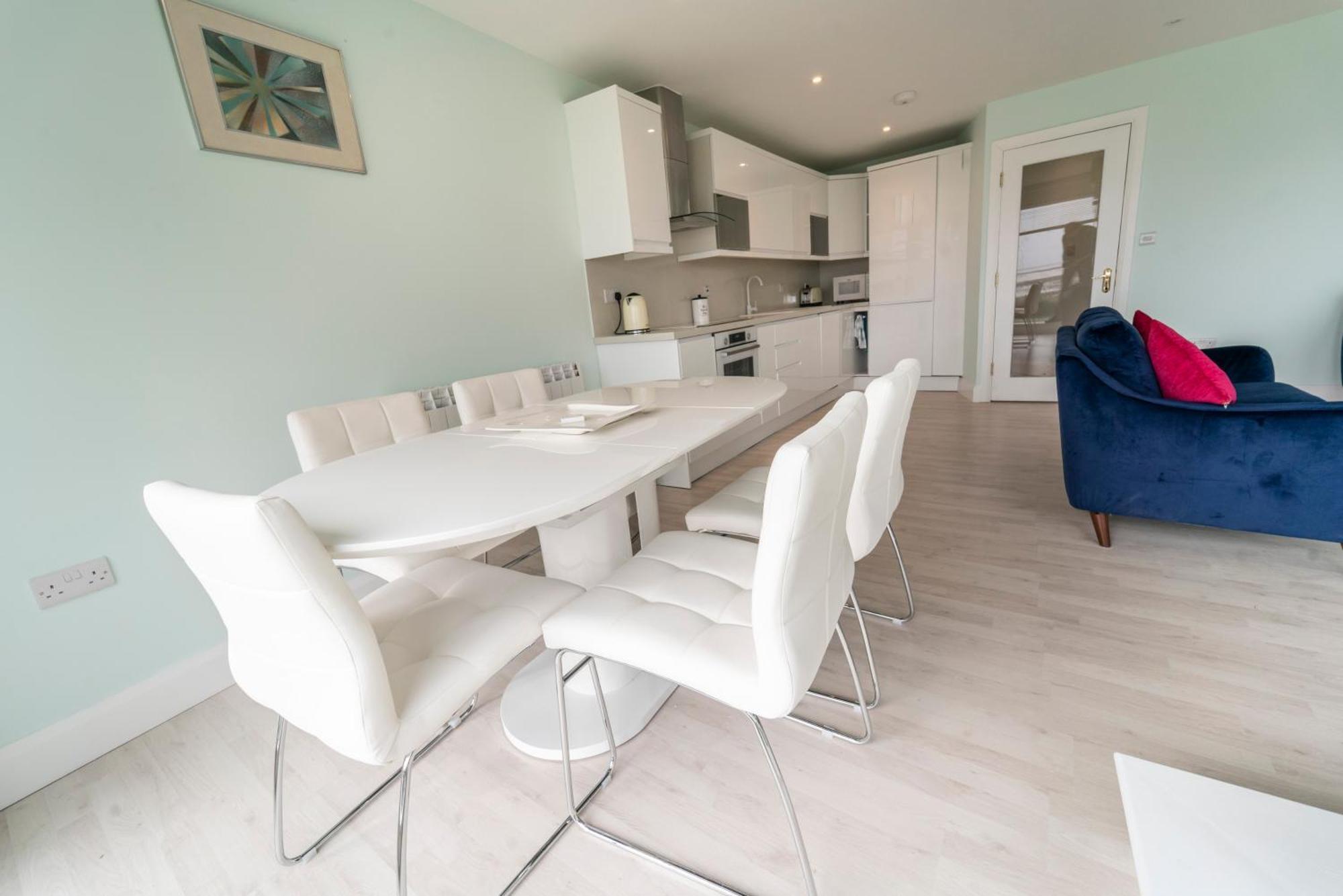 Luxurious Seaside Apartment Galway Esterno foto