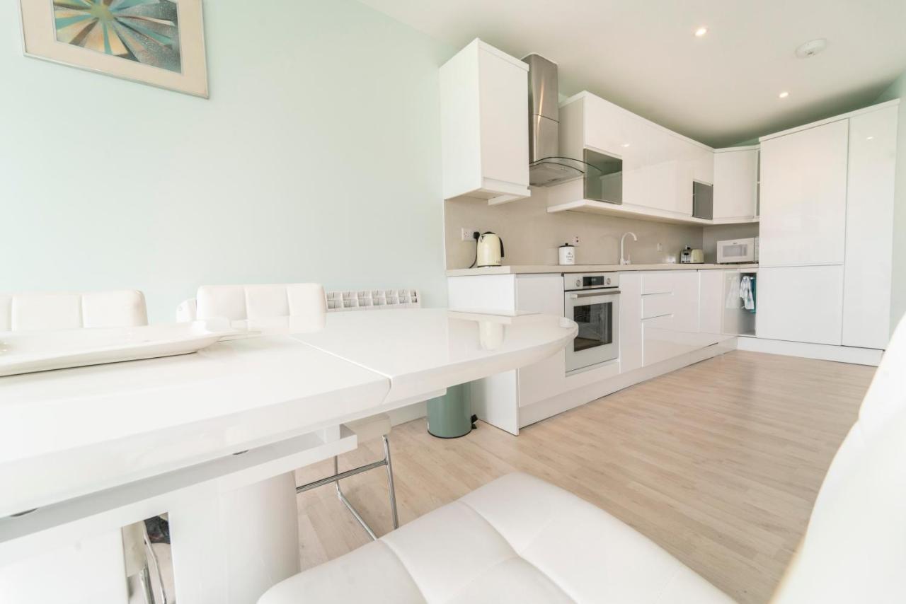 Luxurious Seaside Apartment Galway Esterno foto