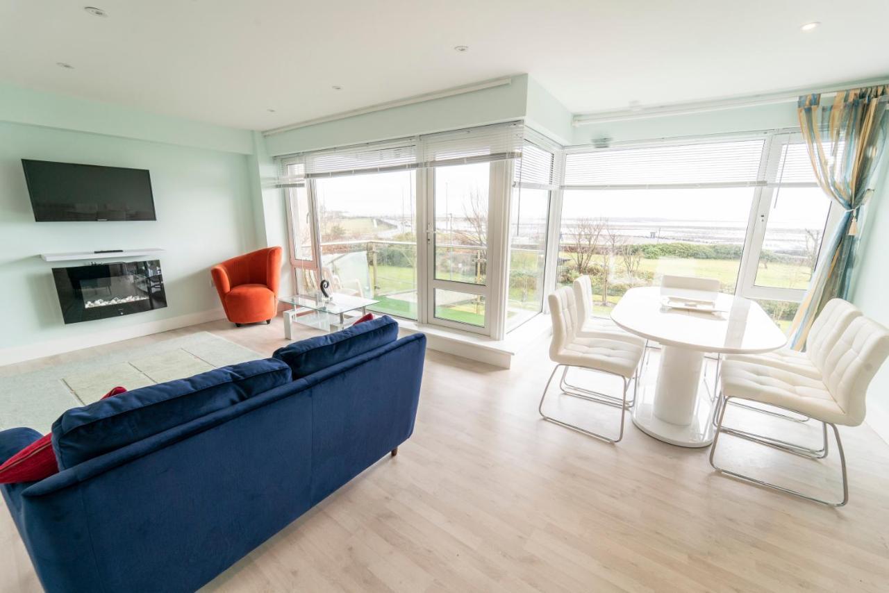 Luxurious Seaside Apartment Galway Esterno foto
